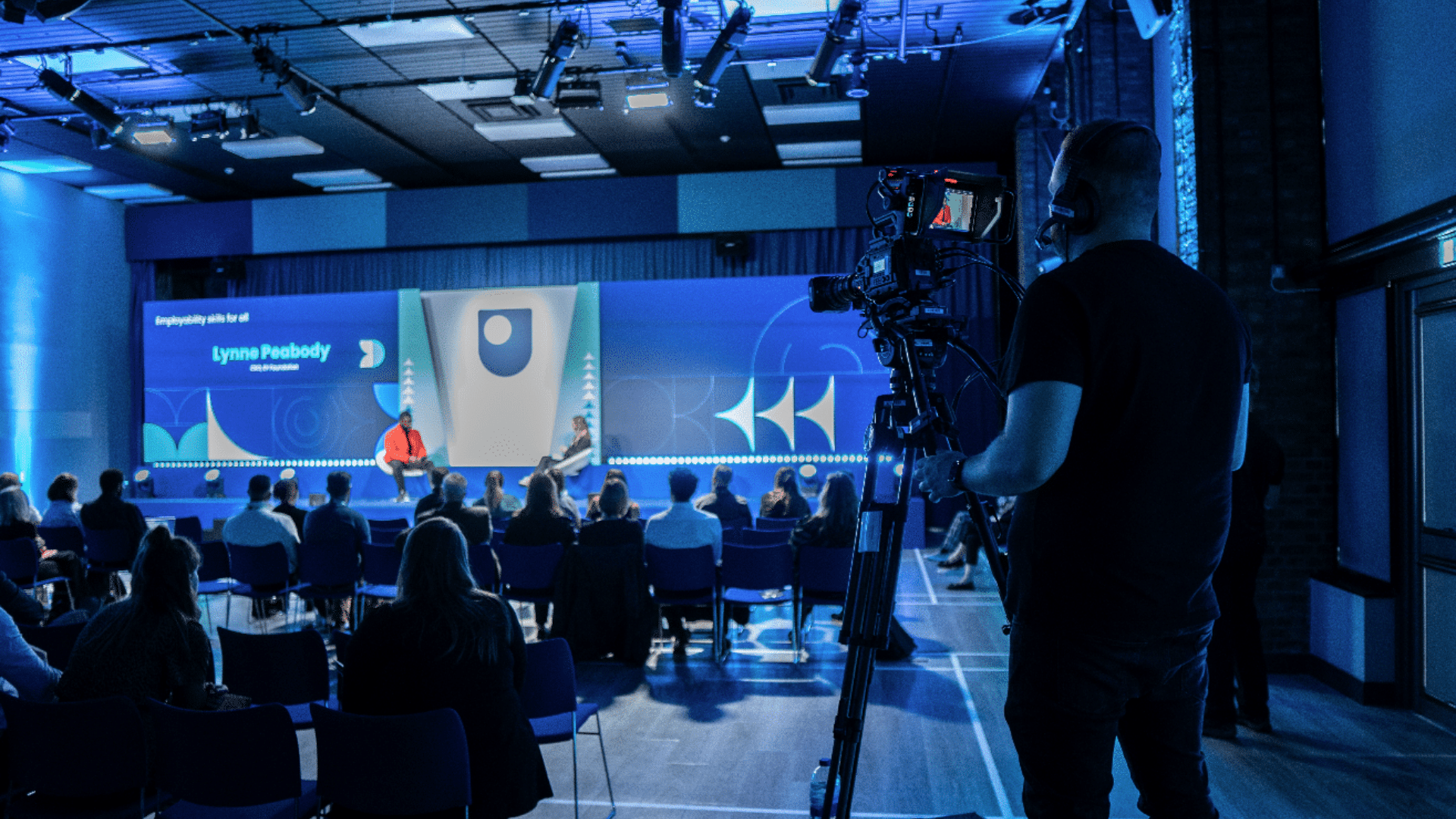 What is Hybrid Event Production?

