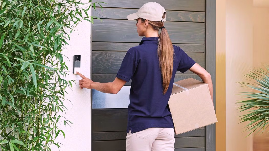 Benefits of Installing a Smart Doorbell Camera featured image