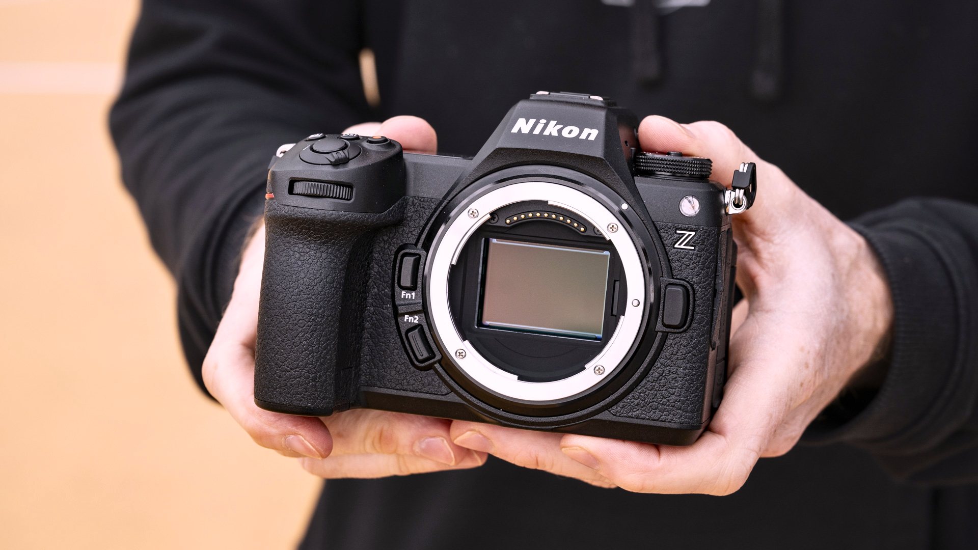 What Is a Mirrorless Camera Key Features and Benefits