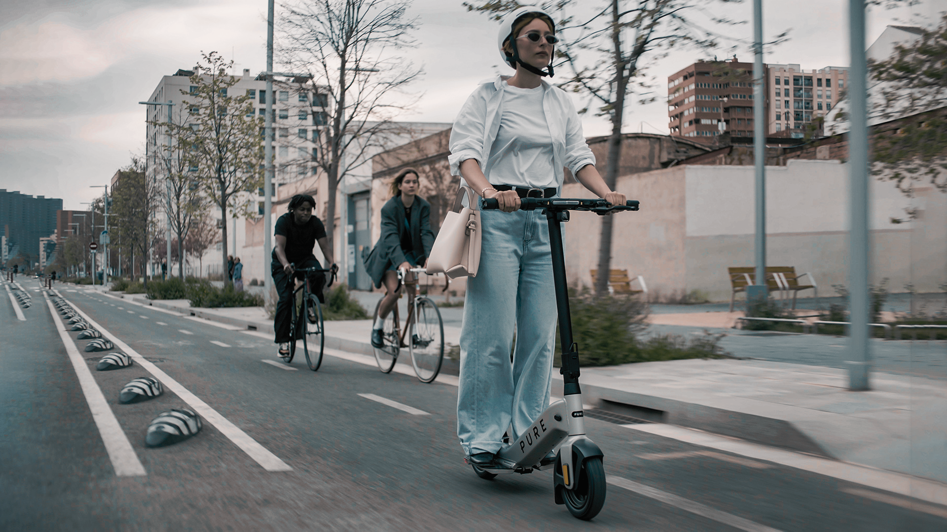 What Is a Scooter