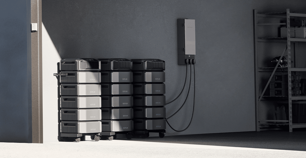 What’s the Difference Between a Whole Home Generator and a Home Battery Backup?