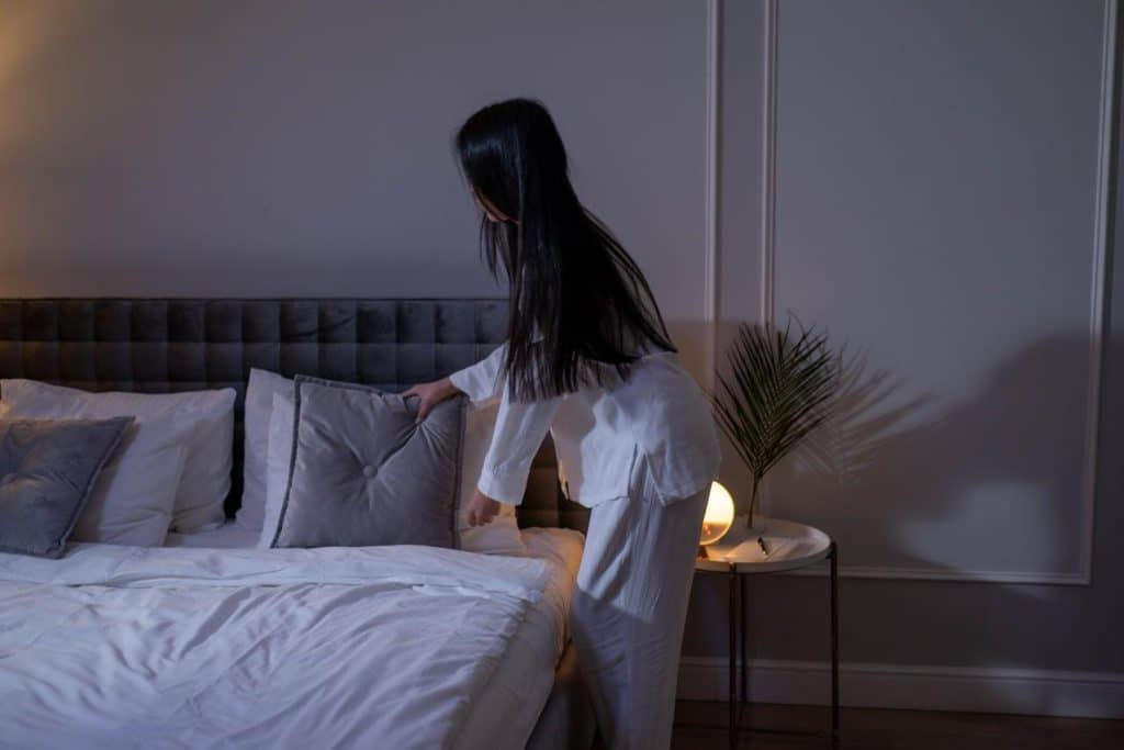 Make Your Bedroom Look Like a Celebrity Suite