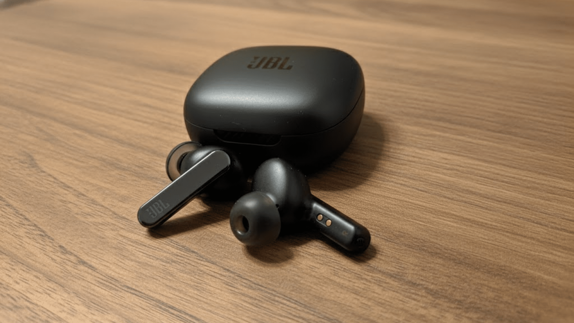 jbl live pro 2 review sound quality experience