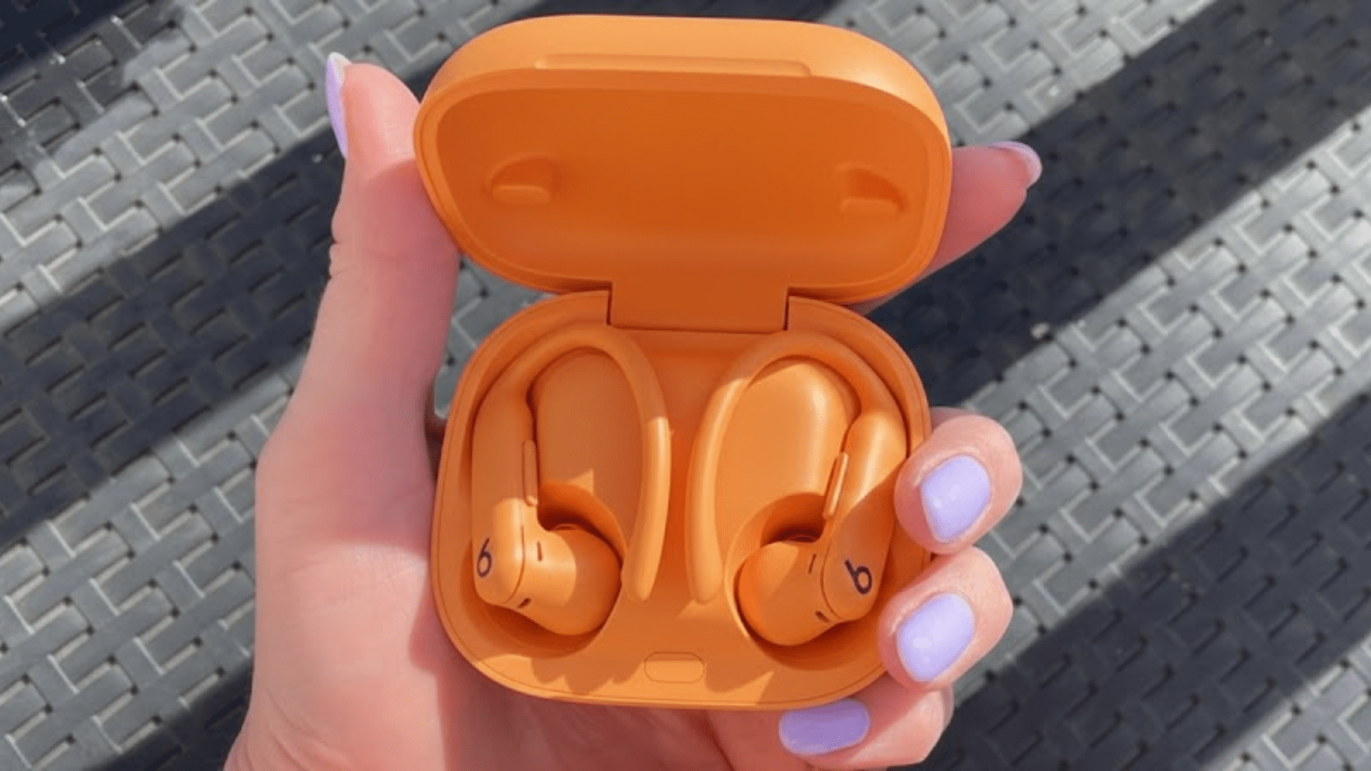 powerbeats pro 2 review key features at a glance (1)