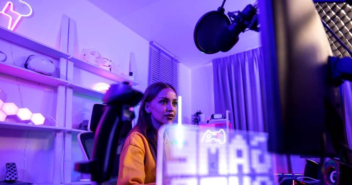 Neon Signs for Studio Smart Ways to Layer Light Like a Pro