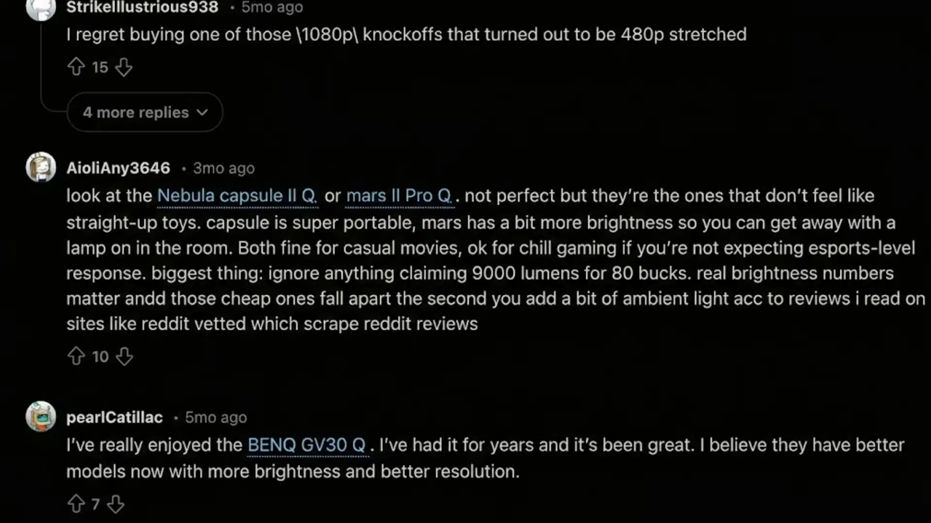 Screenshot of Reddit thread discussing portable projector recommendations including Nebula Capsule II, Mars II Pro, and BenQ GV30