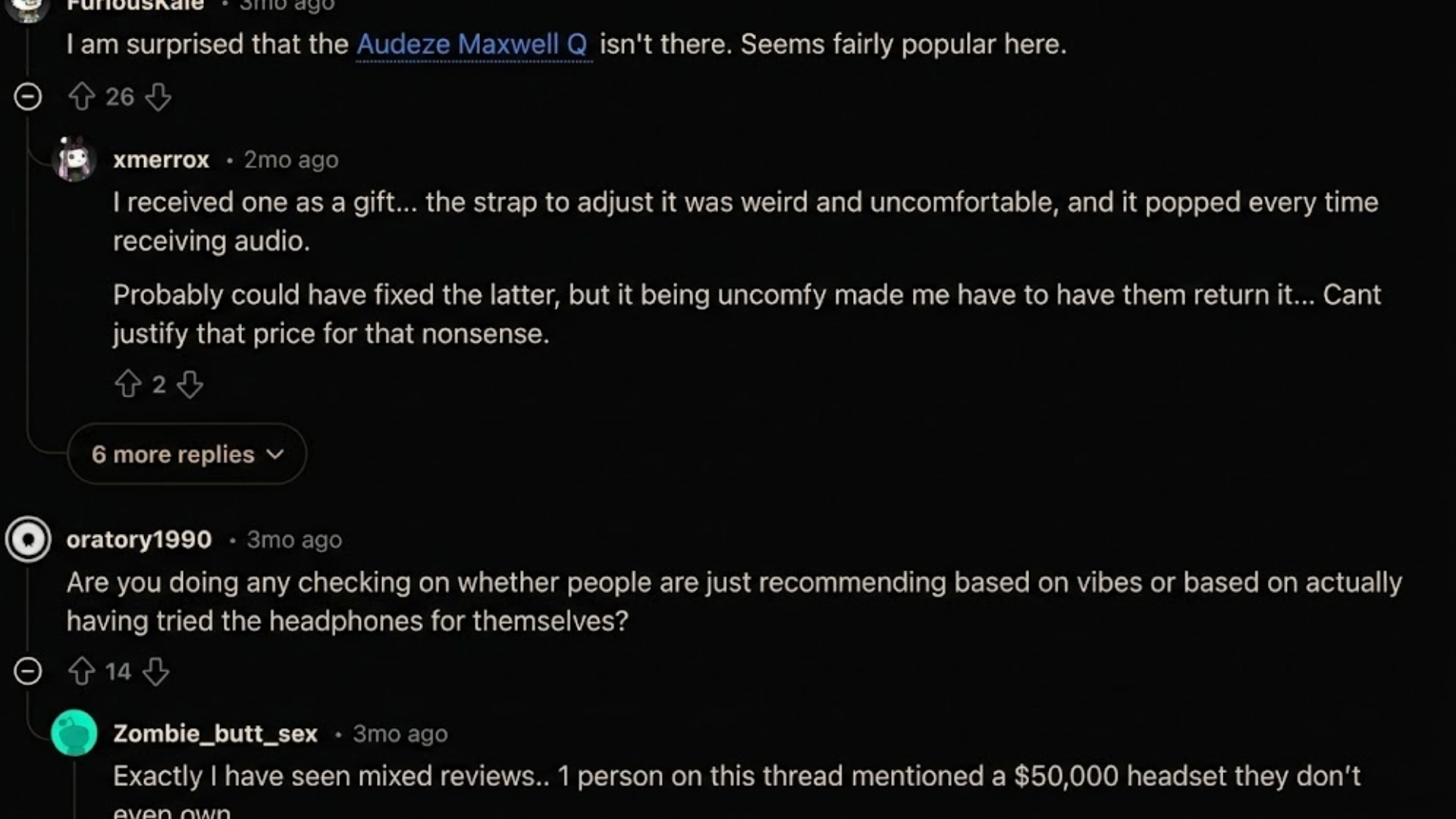 Screenshot of online discussion thread about Audeze Maxwell Q headset reviews and user opinions on comfort and performance