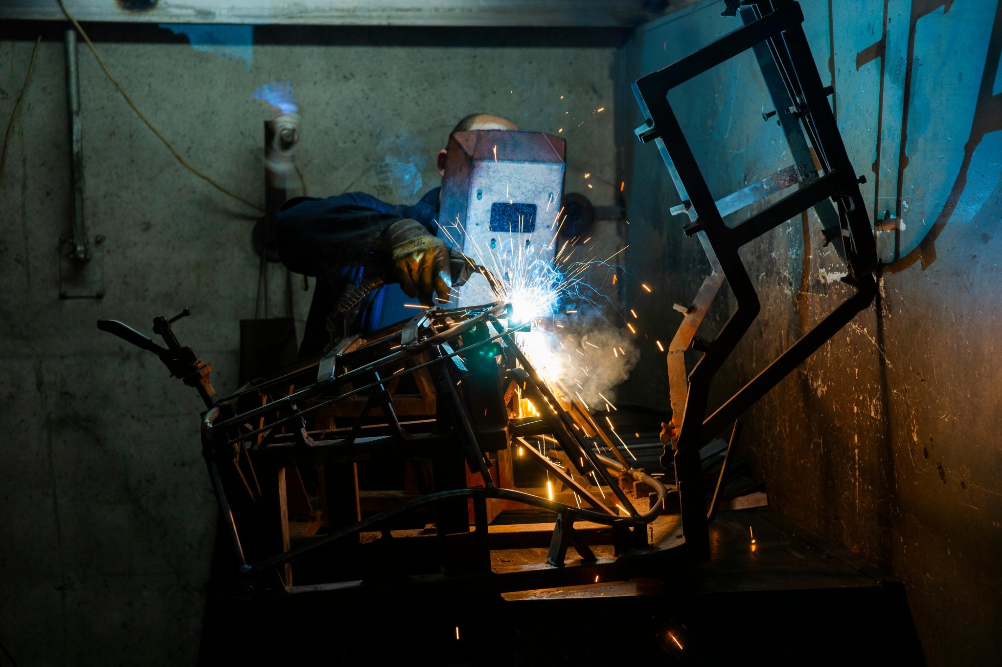 Hot Work Hazards: Why Continuous Monitoring Is Critical at Welding and Construction Sites