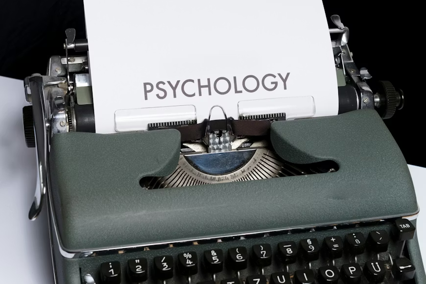 Technology’s Role in Modern Psychology Education and Training
