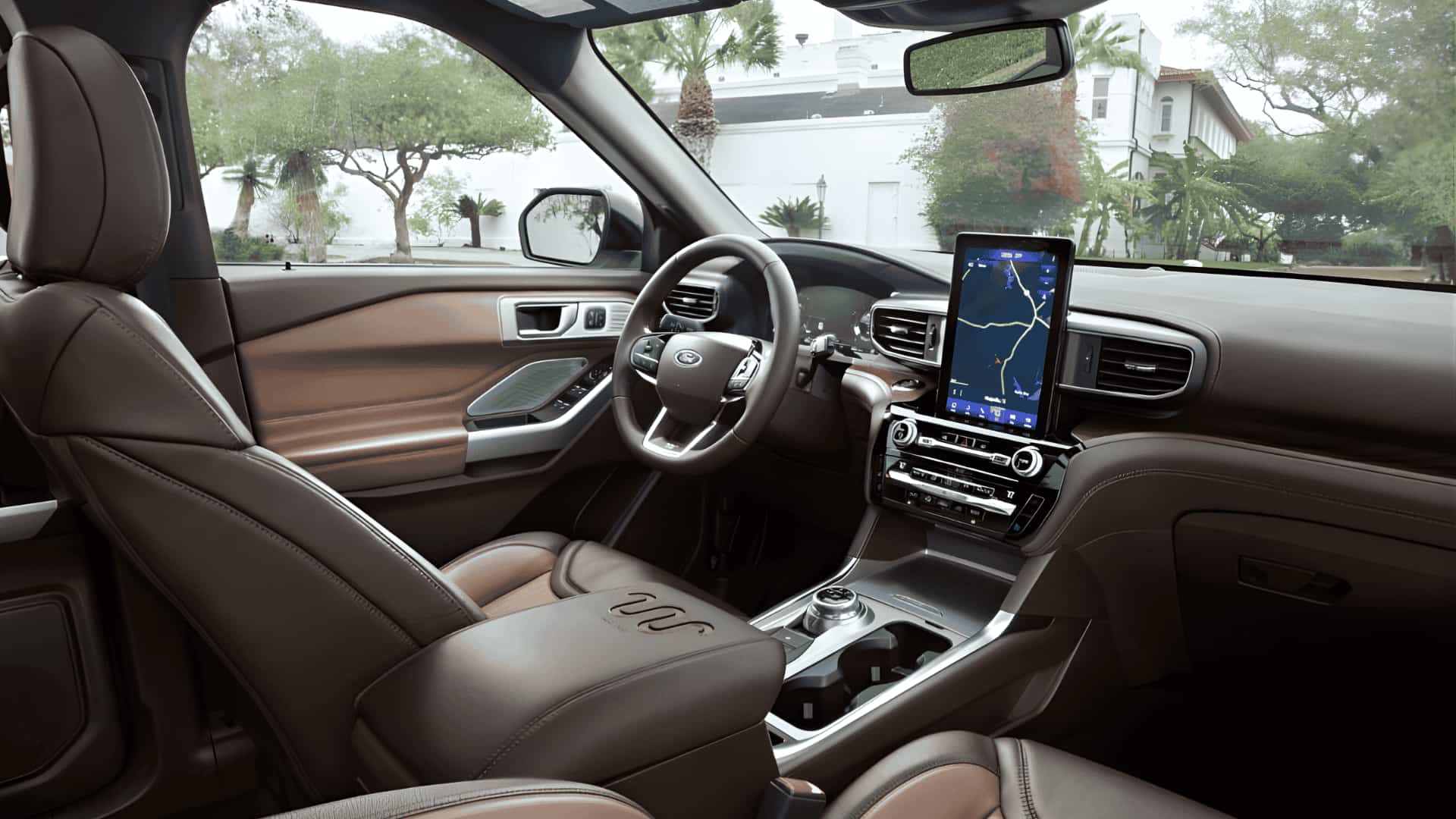 Picture shows Ford Explorer King Ranch Interior Design