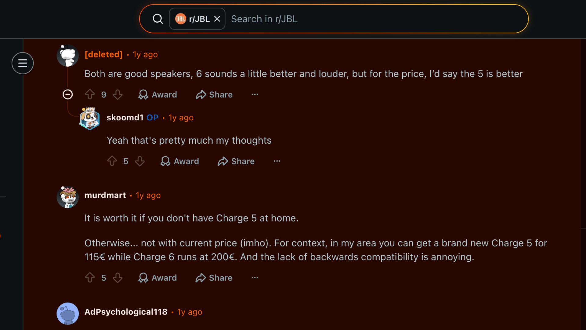 Reddit thread showing users discussing differences between JBL Charge 5 and Charge 6 speakers