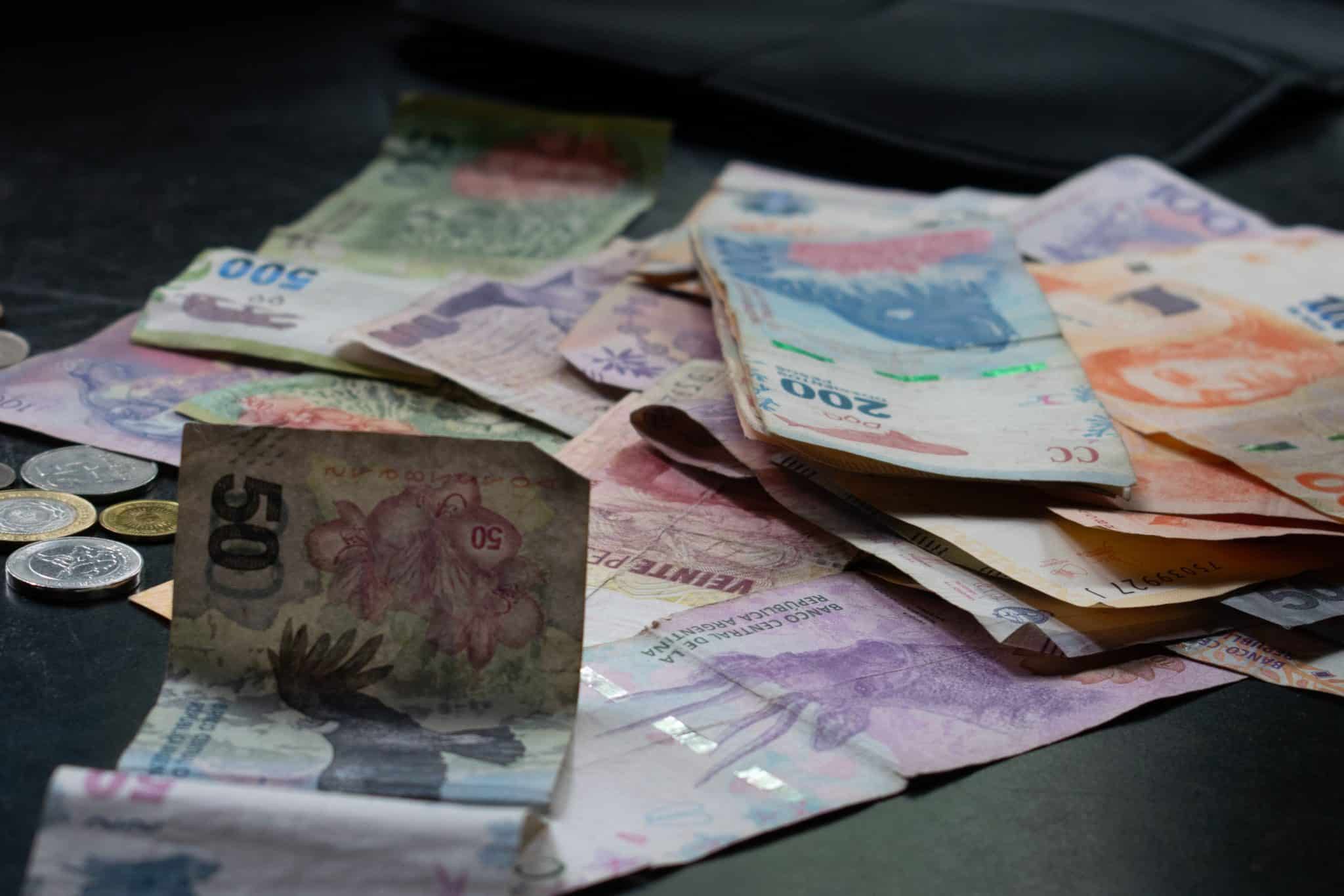 Accepting Payments Across Major Global Currencies
