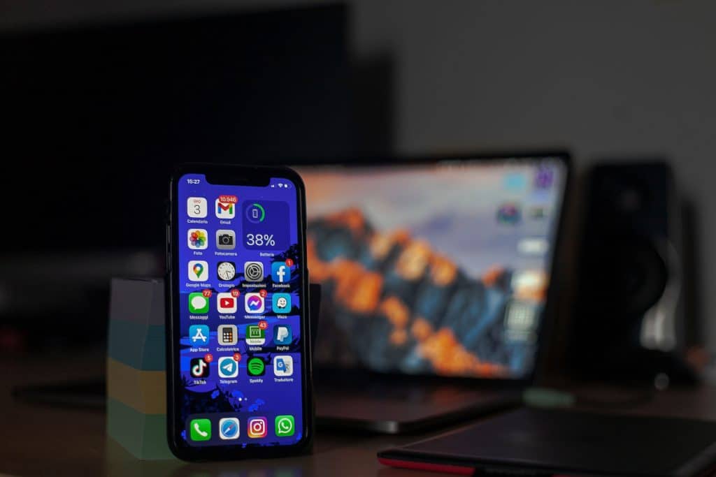 Native iOS vs Xamarin: Comparing Development Speed, Cost, and Scalability