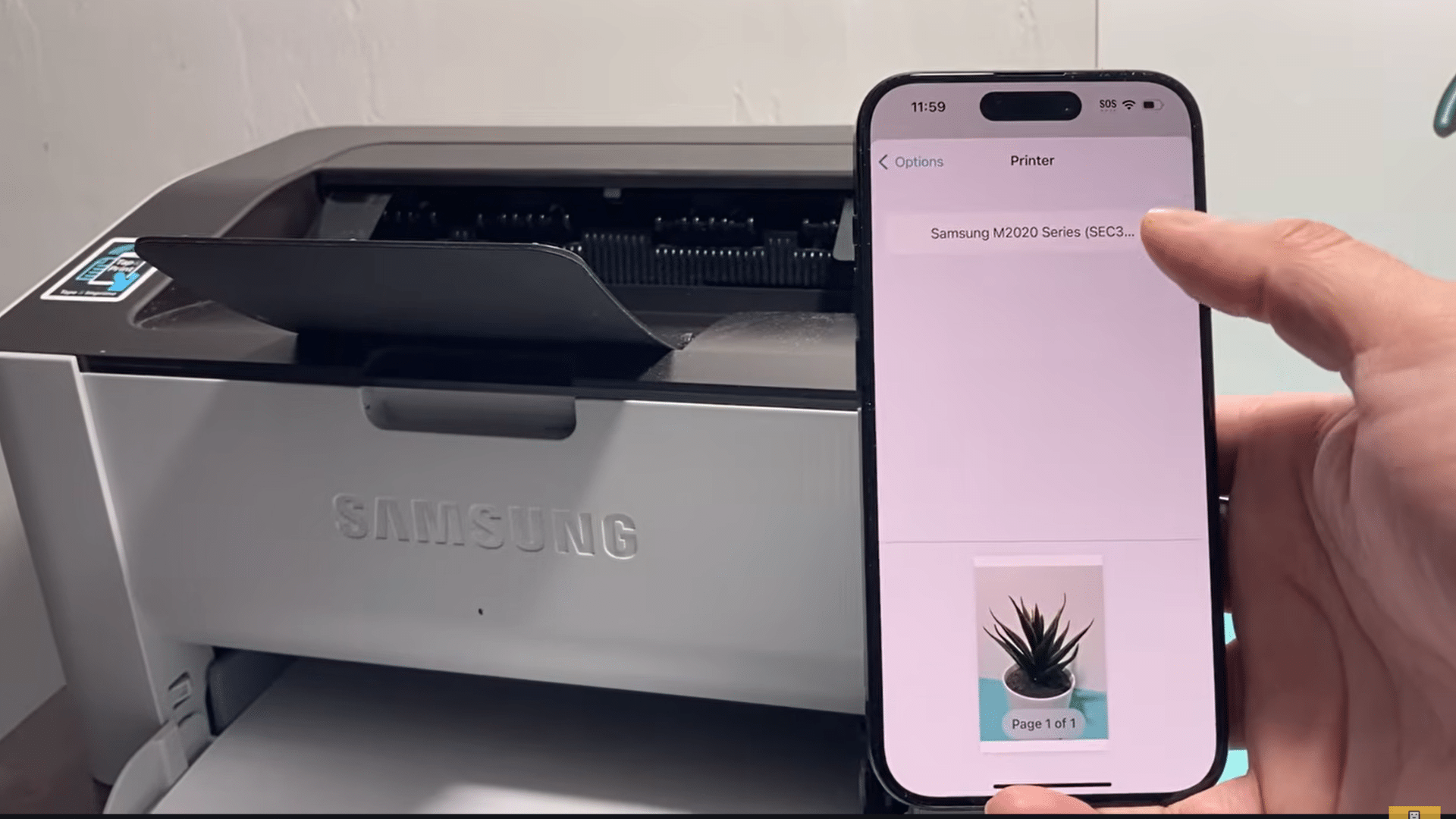 iphone print screen showing a selected wireless samsung printer with print preview ready for mobile photo printing