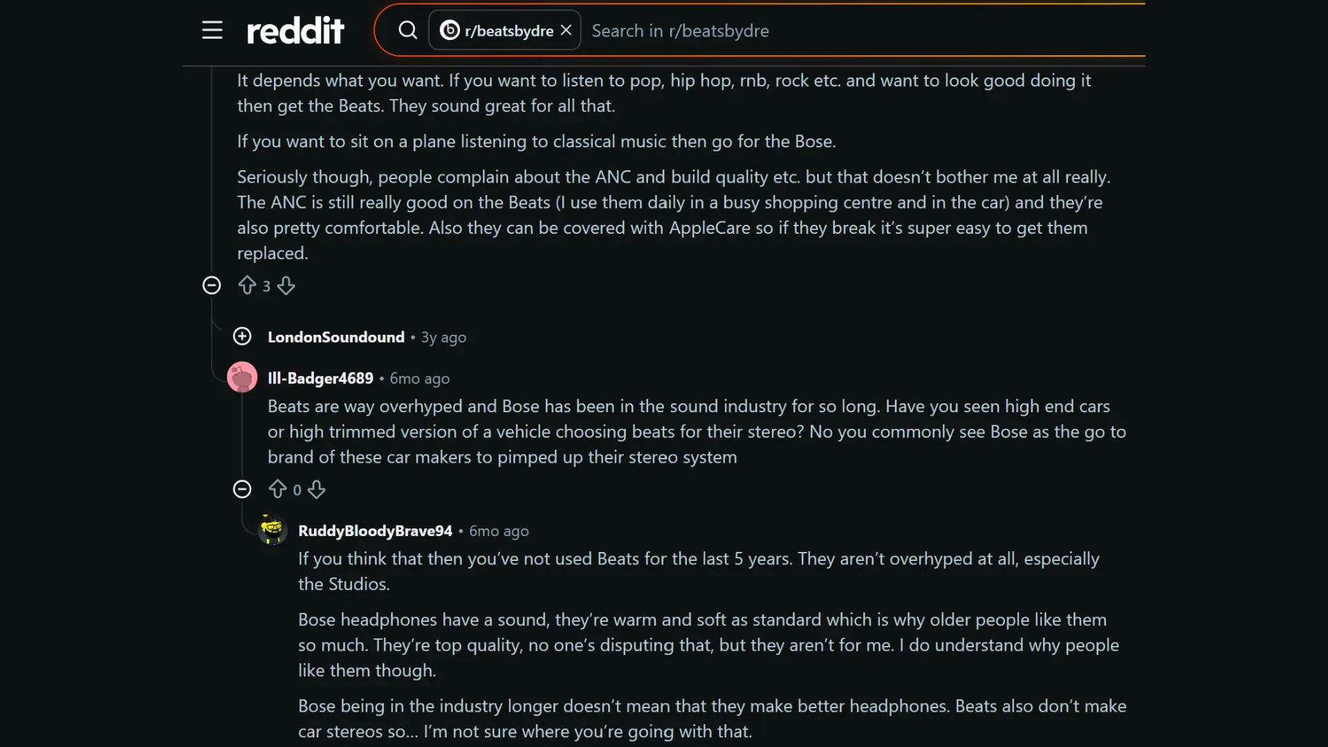 Reddit discussion comparing Beats vs Bose headphones with users debating sound quality, comfort, ANC, and overall value