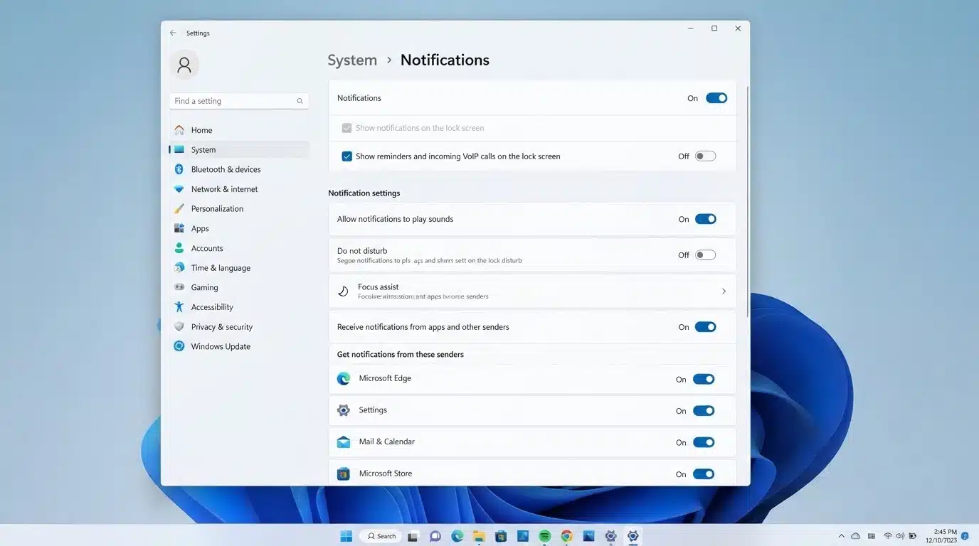 windows settings screen showing lock screen notifications turned off for privacy